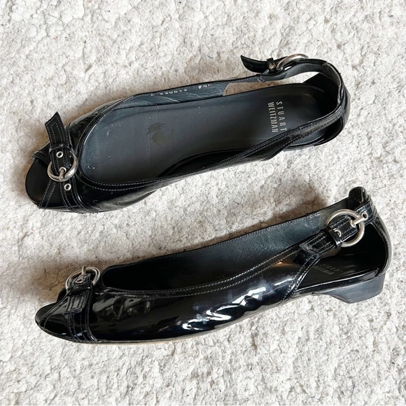 STUART WEITZMAN: Black Leather Silver Buckle Detail Cutout Accent Ballet Flats - Picture 1 of 11
